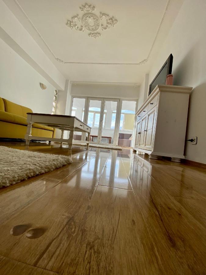 Downtown Apartment Craiova Exterior foto