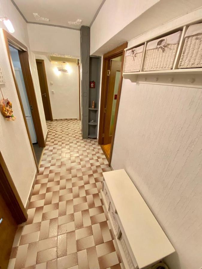 Downtown Apartment Craiova Exterior foto